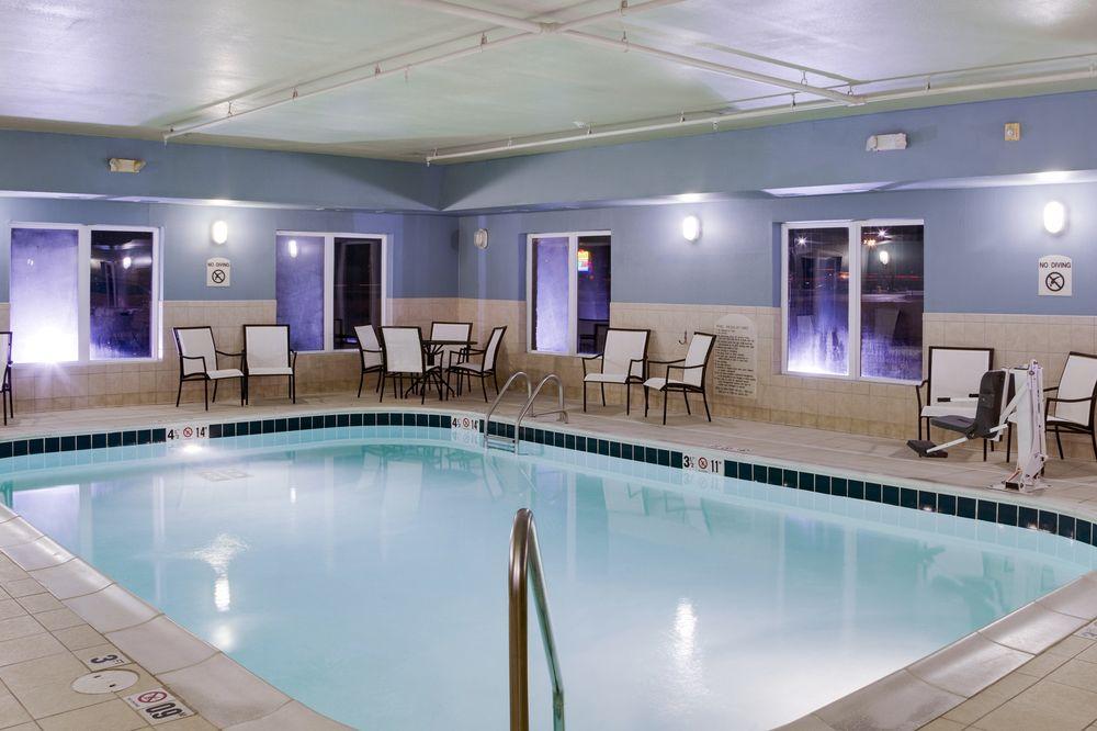 Express & Jacksonville By Ihg Hotel 3*