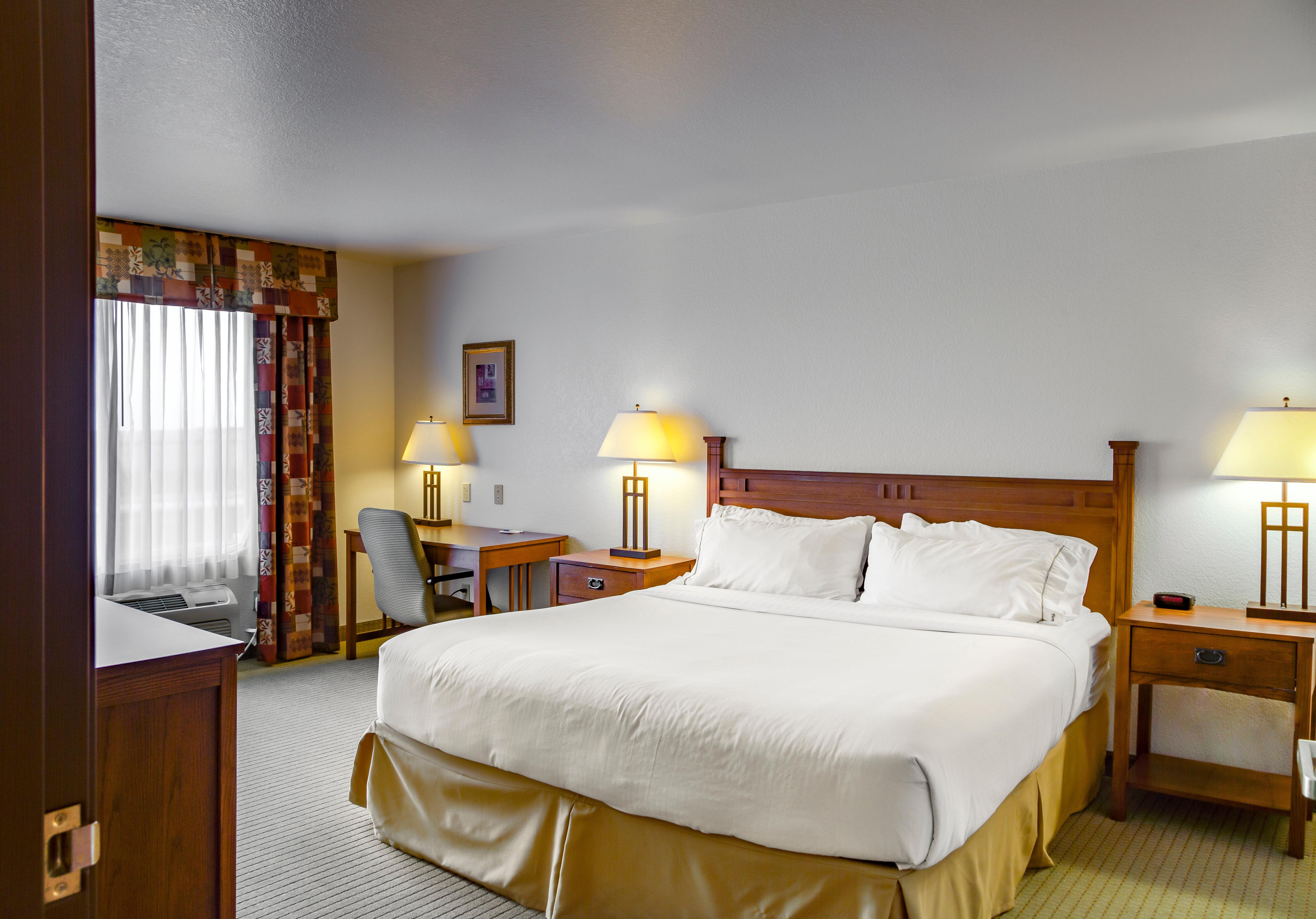 Hotel Express & Jacksonville By Ihg 3*