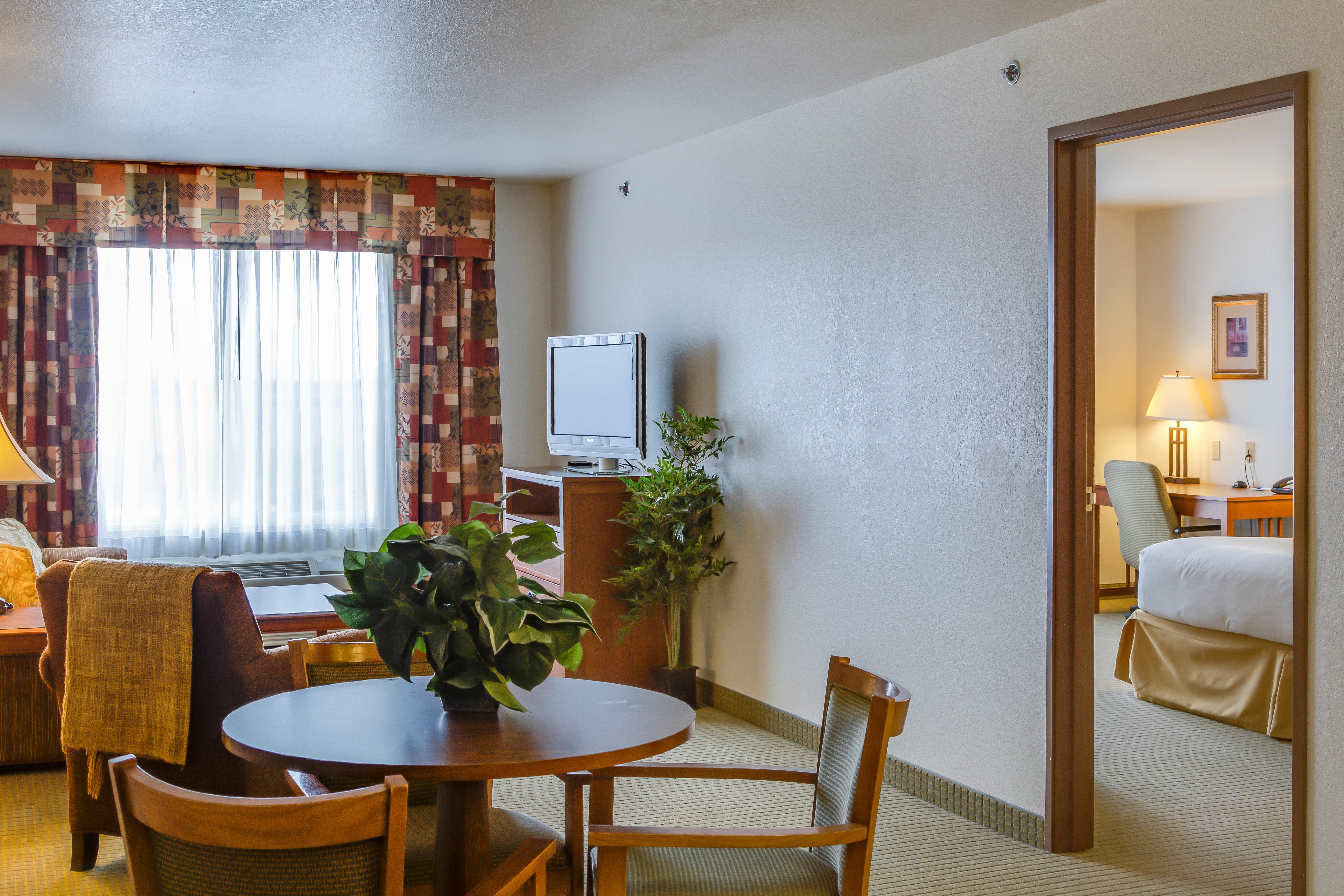 Express & Jacksonville By Ihg Hotel South Jacksonville